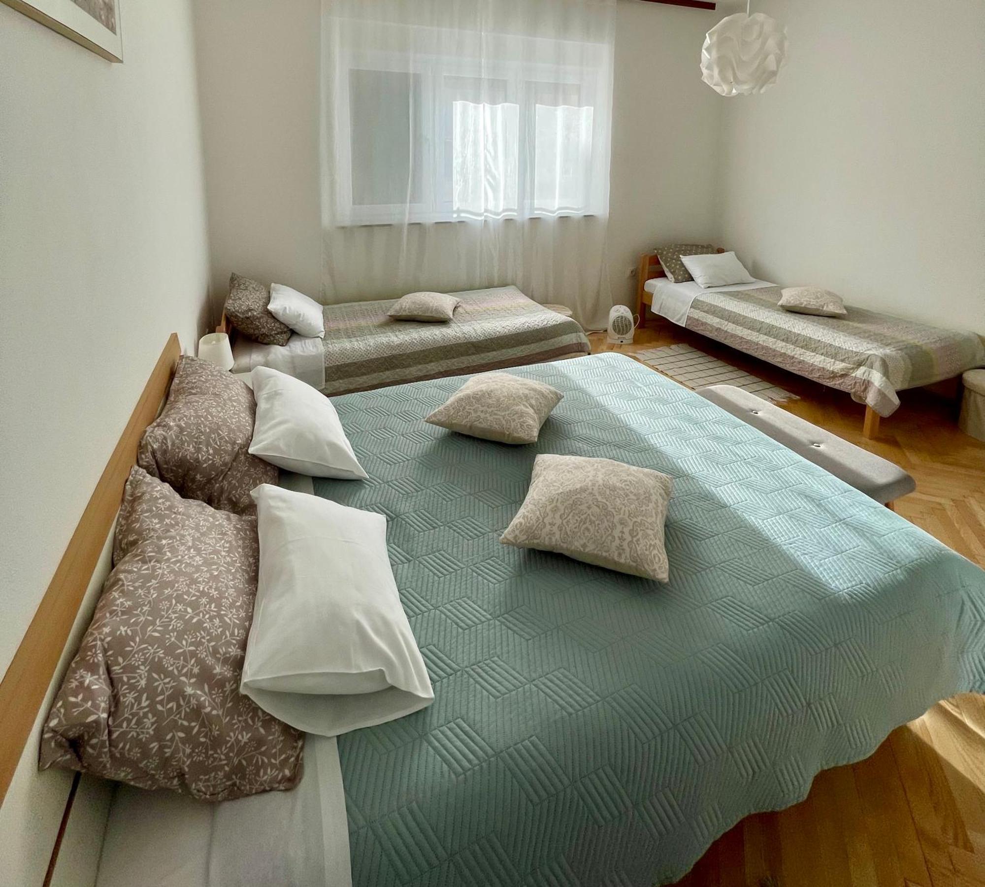 Apartman Noel クニン エクステリア 写真