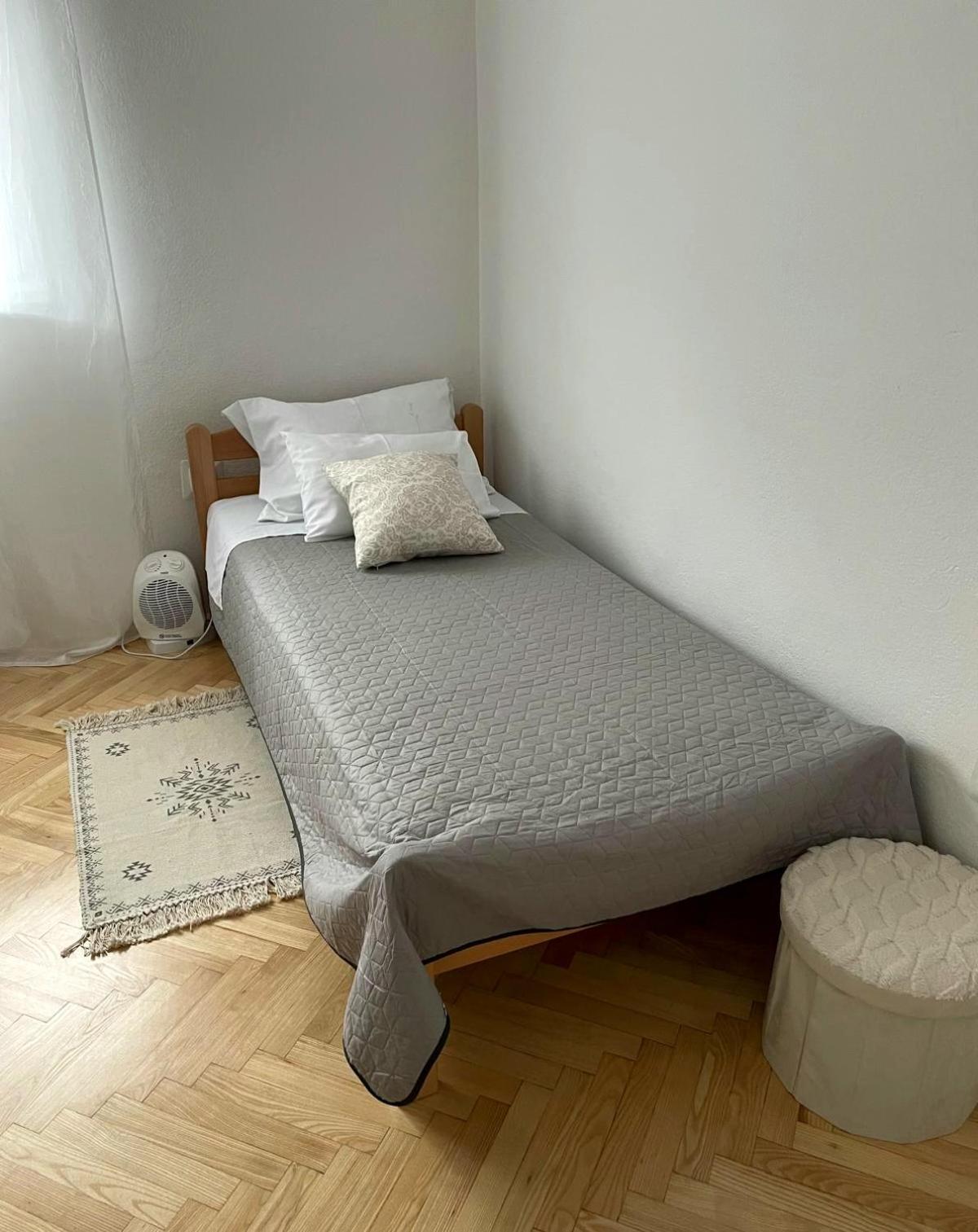 Apartman Noel クニン エクステリア 写真